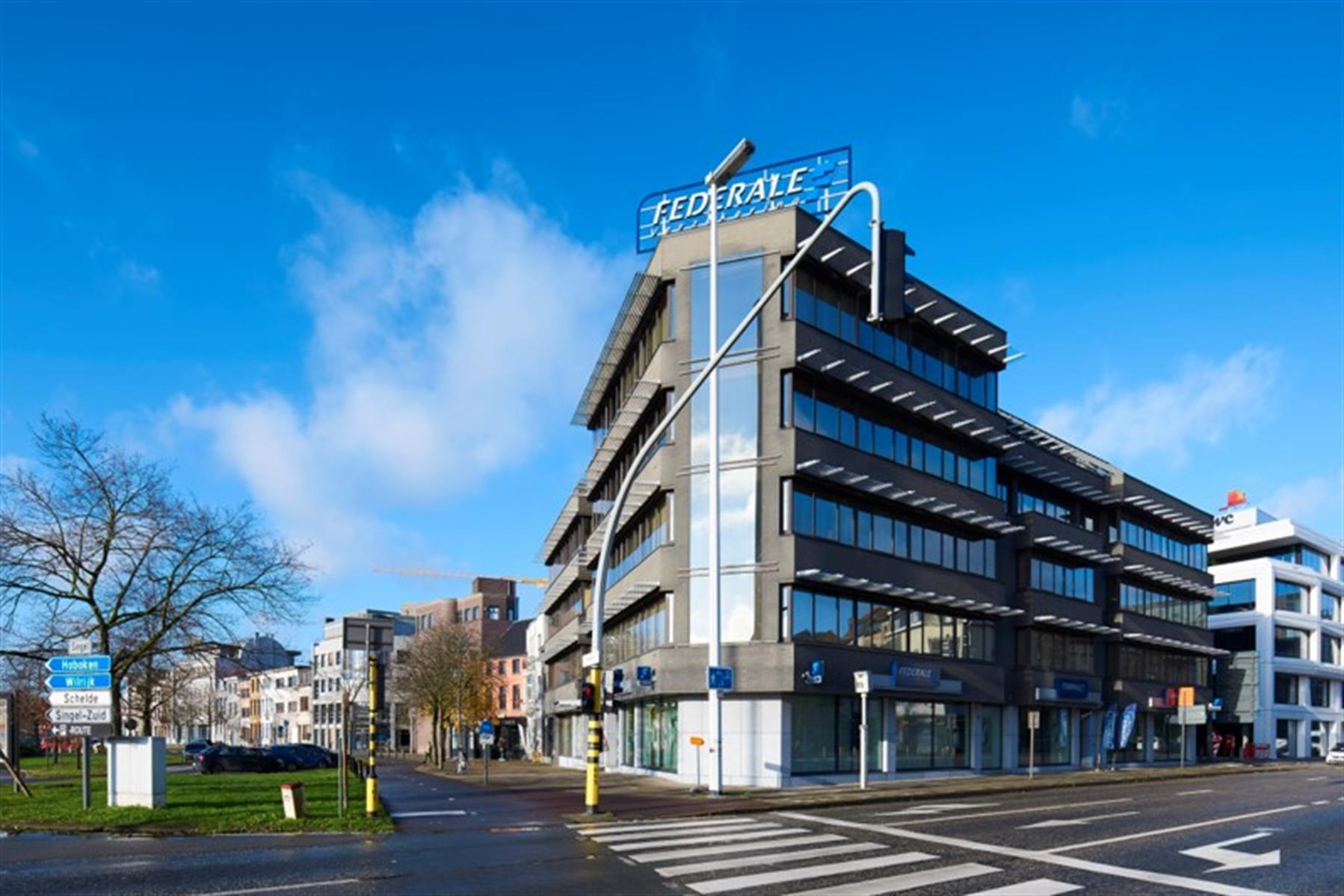 Carlton Building in Antwerpen