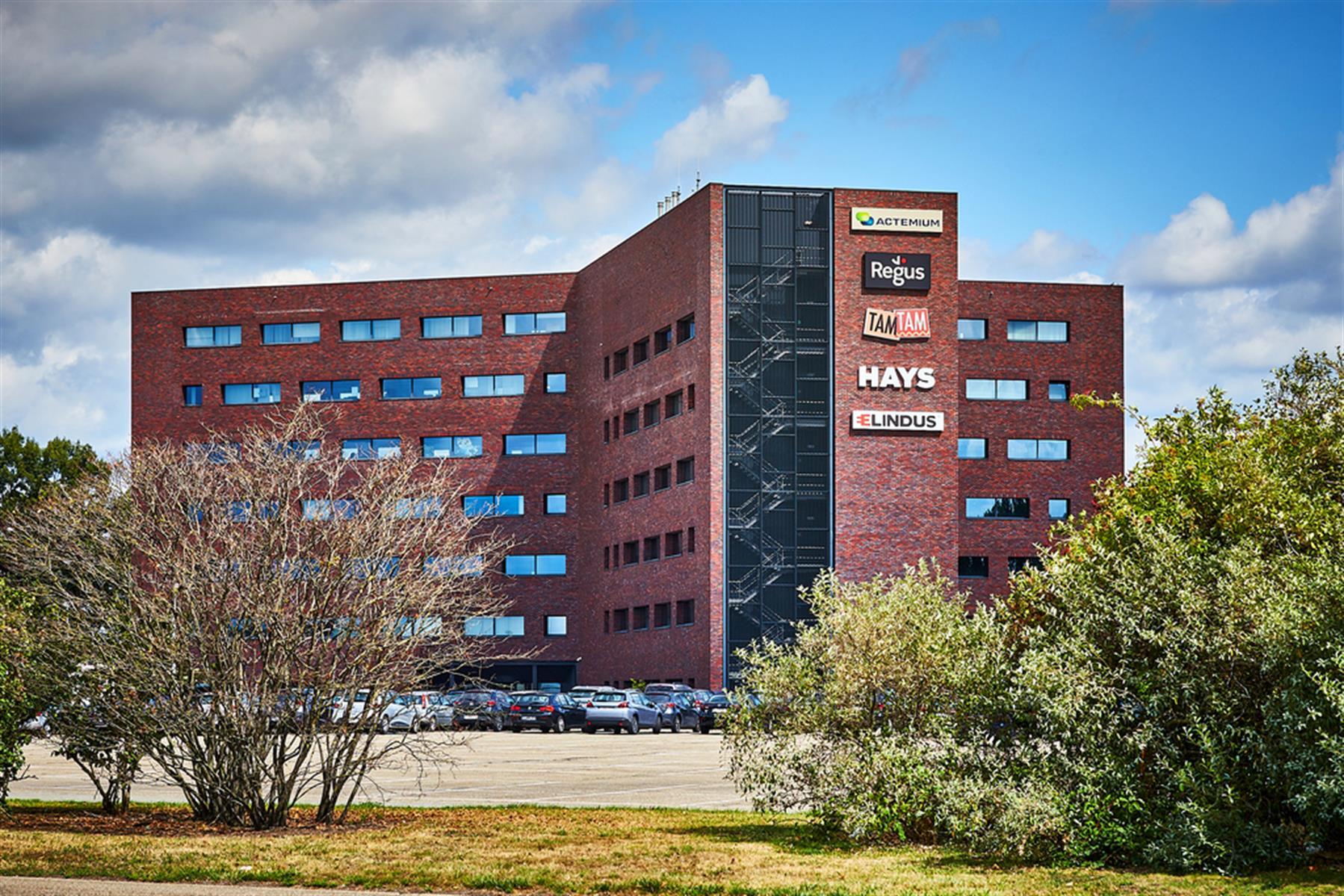 Kantoren op zichtlocatie langs E313