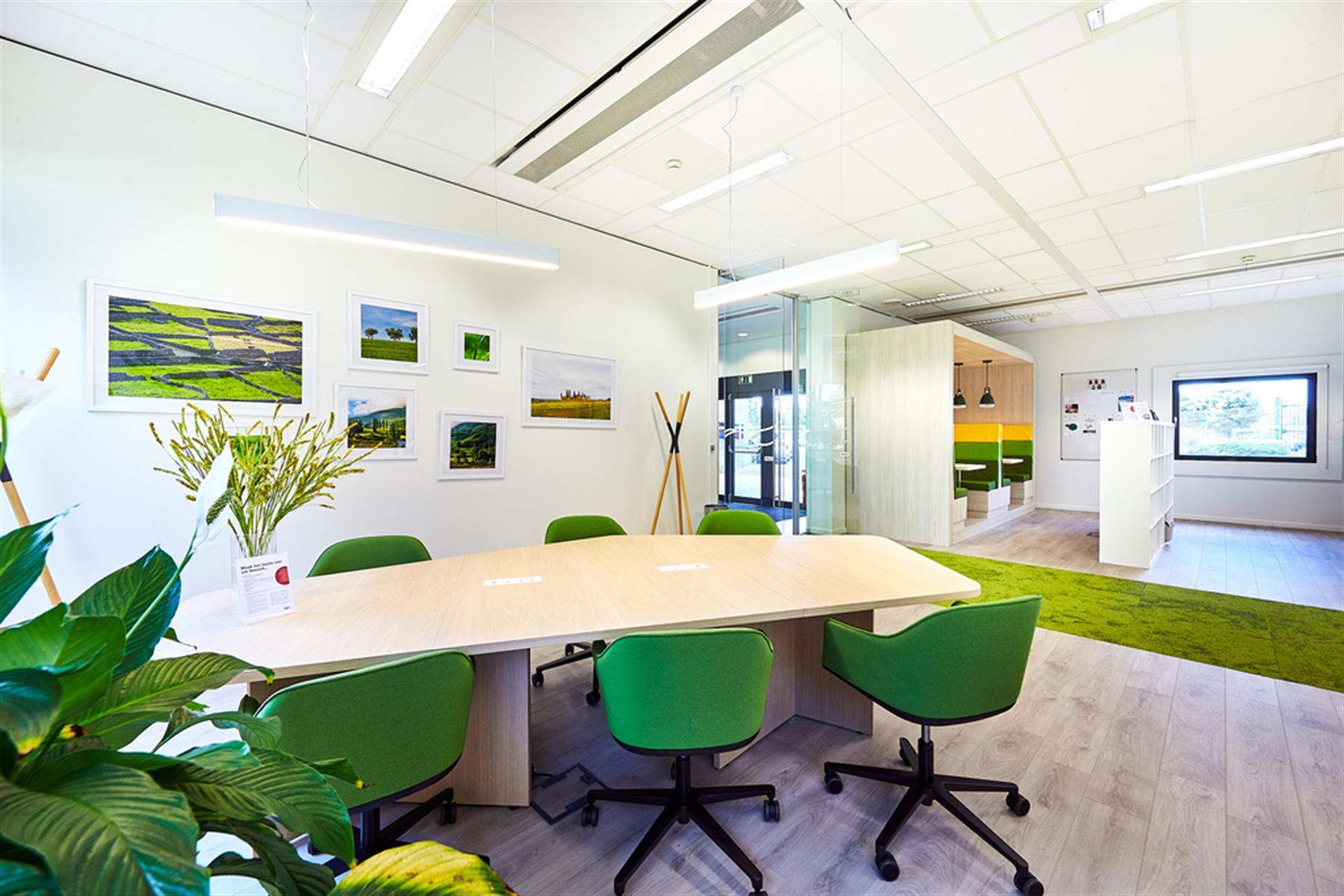 Kantoren op zichtlocatie langs E313