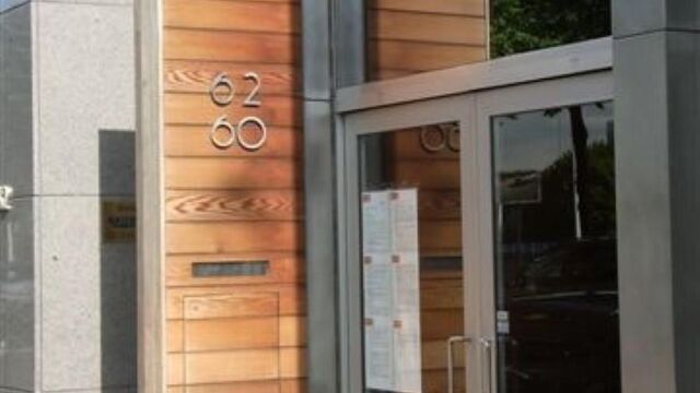 Uitbreidingstraat 60-62 (Quinten Building) in BERCHEM (ANTWERPEN)