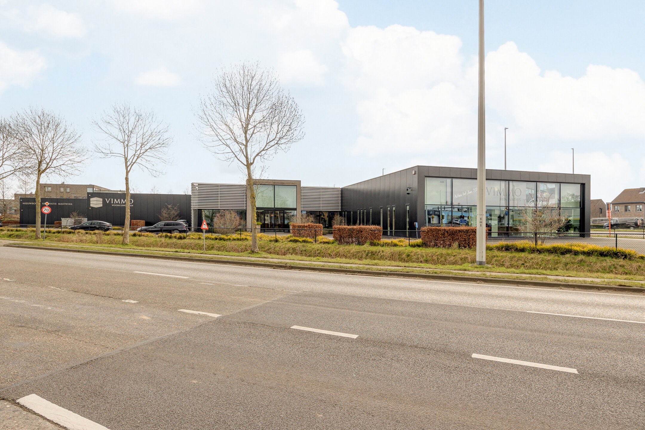 Baanwinkel te huur in Wijnegem