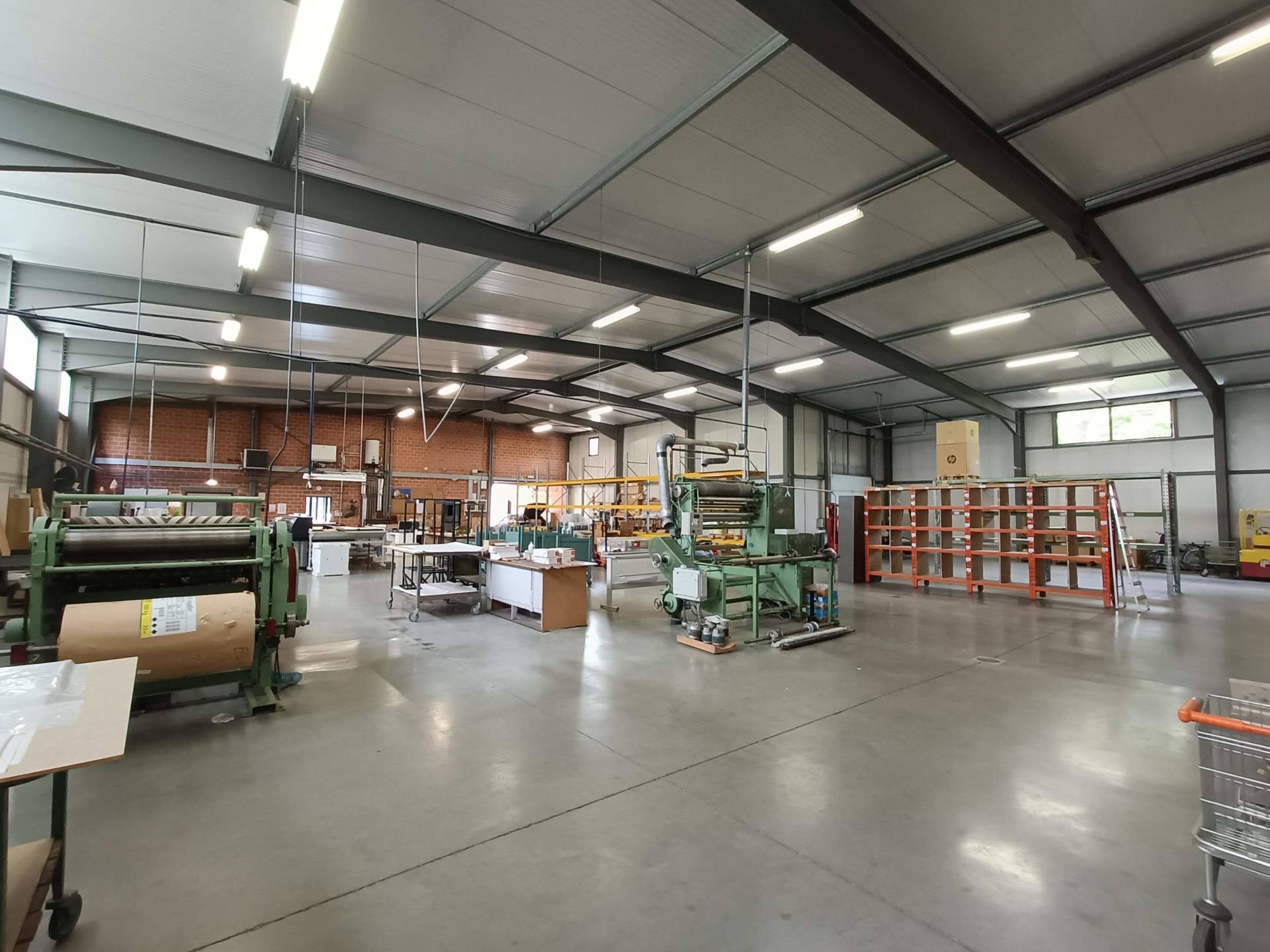 Bedrijfsgebouw te huur in Lier