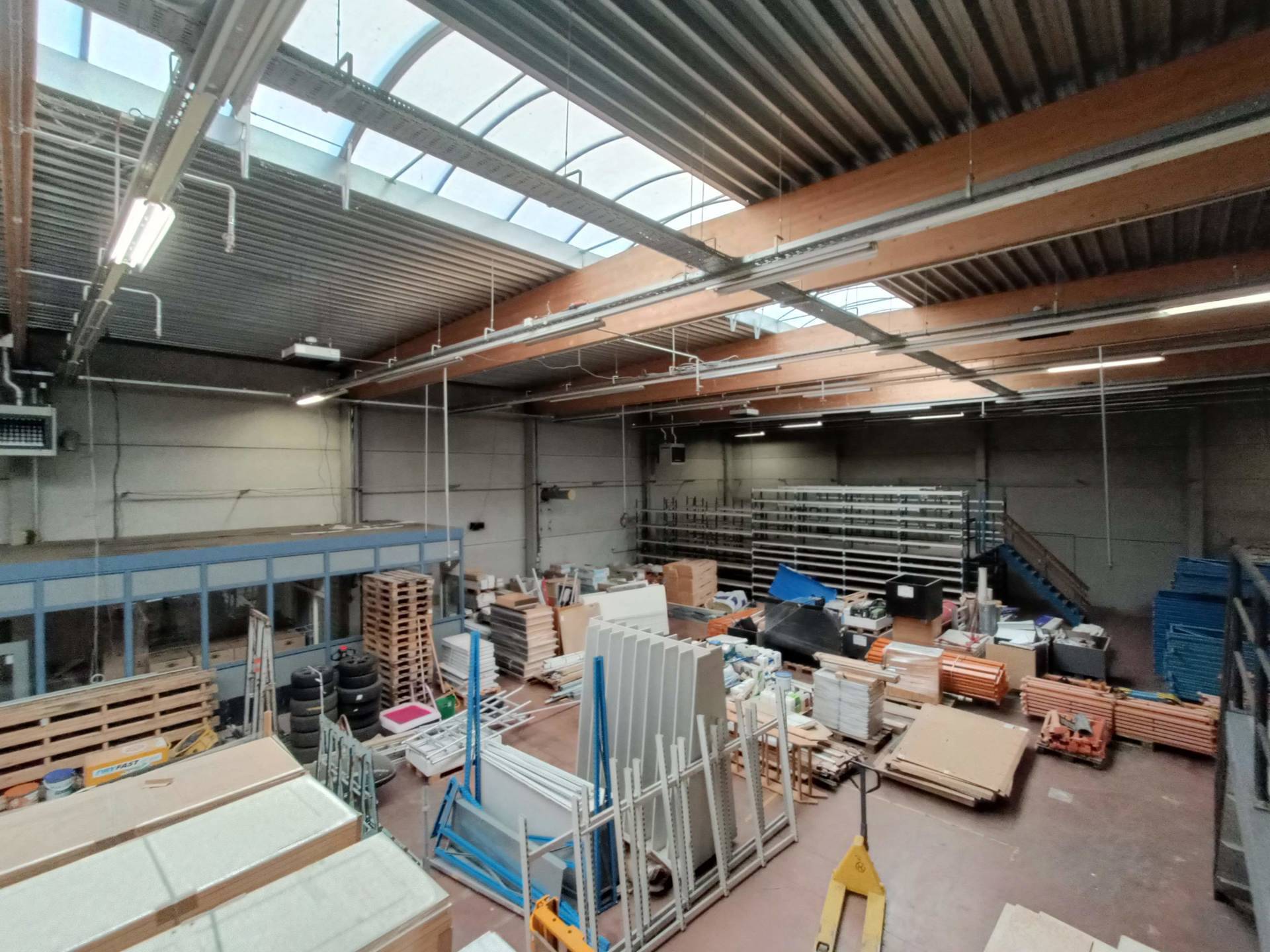 Bedrijfsgebouw te koop in Heist-op-den-Berg