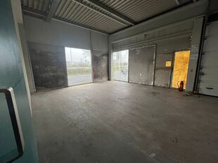 De beschikbare unit maakt deel uit van een bedrijfsgebouw van 1.000 m² aan de Puitvoetstraat. Van deze oppervlakte wordt 615 m² (unit 6B) te huur aangeboden. Het andere deel is verhuurd aan Heytens, wat bijdraagt aan een sterke commerciële omgeving. Da