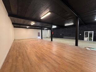 Baanwinkel te koop in Brasschaat