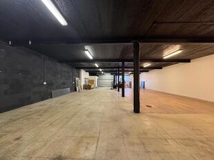 Baanwinkel te koop in Brasschaat