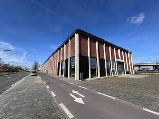 Bedrijfsgebouw te huur in Antwerpen