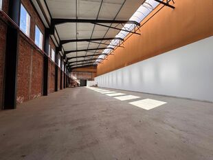 Bedrijfsgebouw te huur in Antwerpen