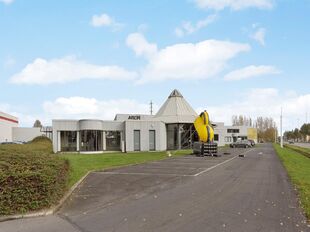 Bedrijfsgebouw te huur in Lier