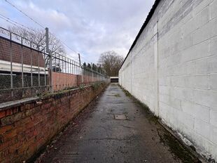 Bedrijfsgebouw te koop in Brasschaat