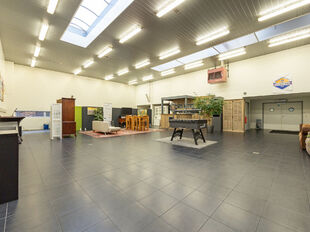 Bedrijfsgebouw te koop in Kalmthout