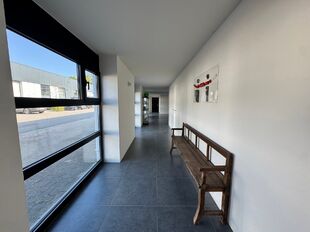 Bedrijfsgebouw te koop in Kapellen