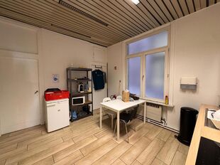 Commercieel gelijkvloers te huur in Antwerpen