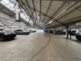 Gebouw voor gemengd gebruik te koop in Antwerpen