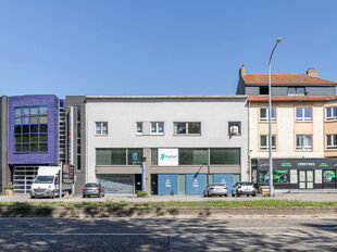 Gebouw voor gemengd gebruik te koop in Antwerpen Deurne