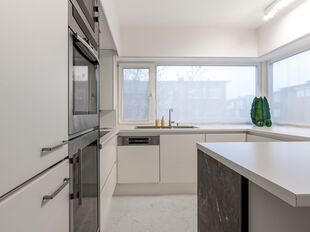 Gebouw voor gemengd gebruik te koop in Antwerpen Deurne
