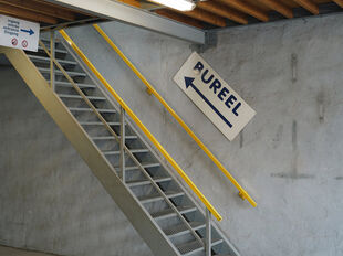 Gebouw voor gemengd gebruik te koop in Antwerpen Merksem