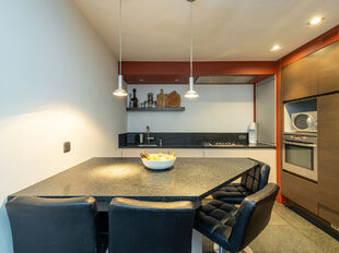 Gebouw voor gemengd gebruik te koop in Brasschaat