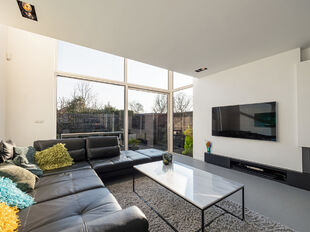 Gebouw voor gemengd gebruik te koop in Edegem