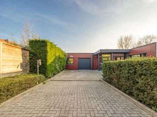 Gebouw voor gemengd gebruik te koop in Edegem