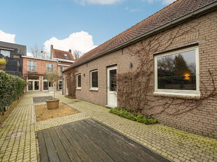 Gebouw voor gemengd gebruik te koop in Kapellen