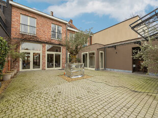 Gebouw voor gemengd gebruik te koop in Kapellen