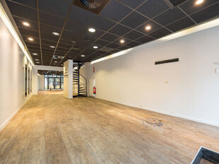 Gebouw voor gemengd gebruik te koop in Mortsel