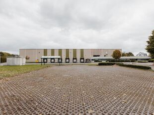 Het betreft de verhuur van een logistiek gebouw gelegen te Londerzeel. site ligt nabij de A12 (Antwerpen - Brussel), de N16 (Mechelen - Sint-Niklaas) en de containerterminal van Willebroek.
Het gebouw heeft een totale oppervlakte van ca. 11 315 m², be