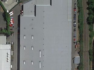Het betreft een gerenoveerd industrieel gebouw gelegen te Londerzeel. De site geniet een uitstekende ligging nabij de A12 (Antwerpen - Brussel), de N16 (Mechelen - Sint-Niklaas) en de containerterminal van Willebroek.
De unit heeft een oppervlakte van c