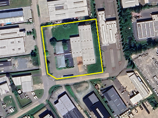 Industrieel gebouw te huur in Malle