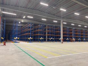 Industrieel gebouw te huur in Willebroek
