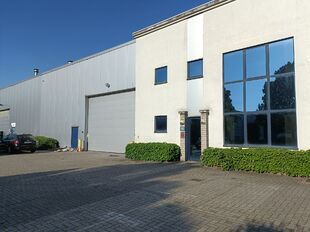 Industrieel gebouw te huur in Wommelgem