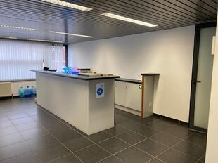 Kantoor te huur in Antwerpen Merksem