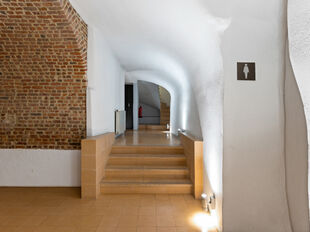 Kantoorgebouw te huur in Antwerpen