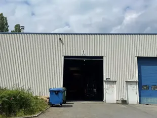 Het betreft de verhuur van verschillende KMO-units met kantoren, gelegen in bedrijvenpark Kontich I & II. Het bedrijvenpark is uitstekend gelegen langs de Prins Boudewijnlaan, in de onmiddellijke nabijheid van de op- en afrit Kontich van de E19 (Antwerpen