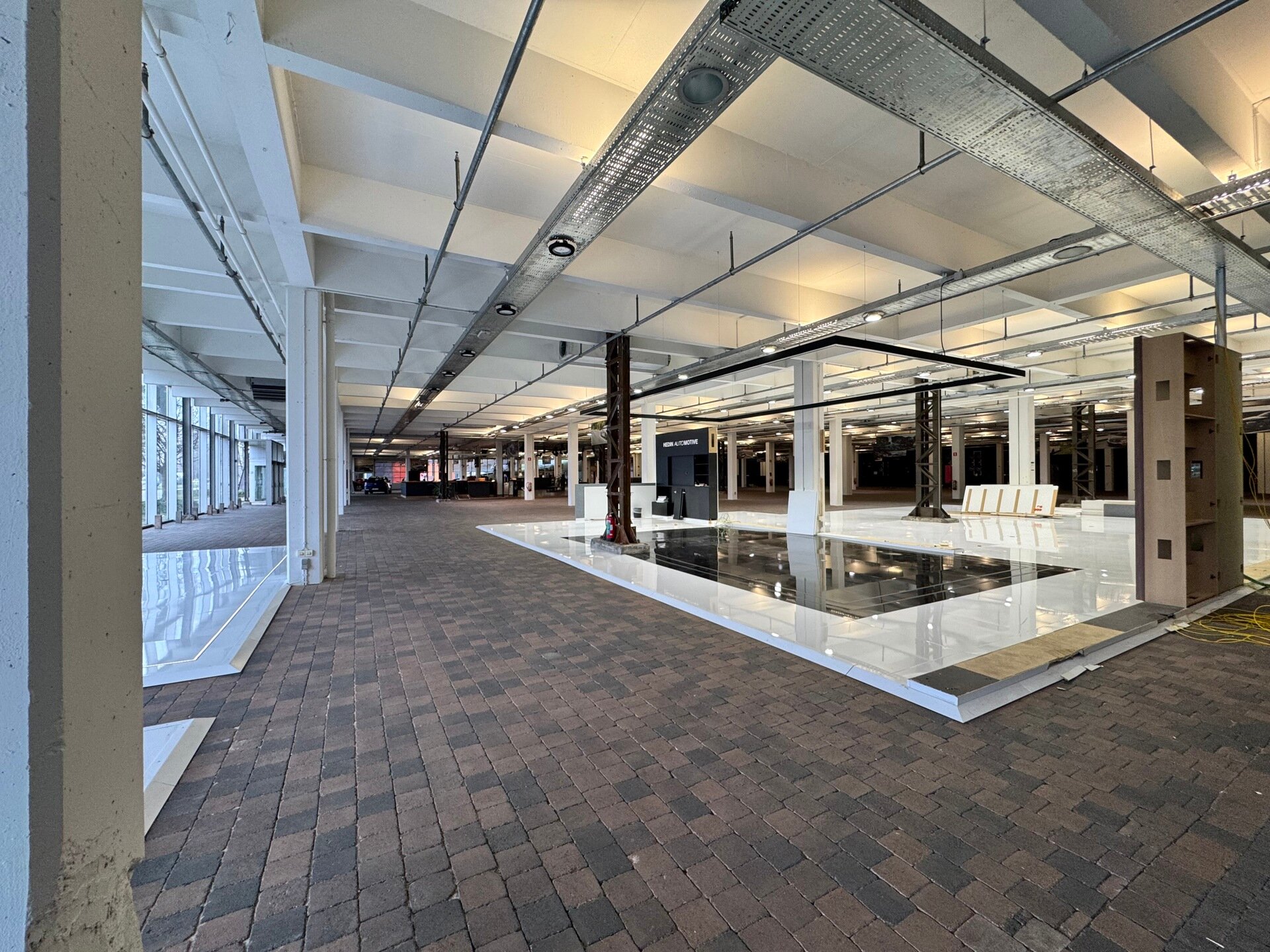 Gebouw voor gemengd gebruik te koop in Antwerpen