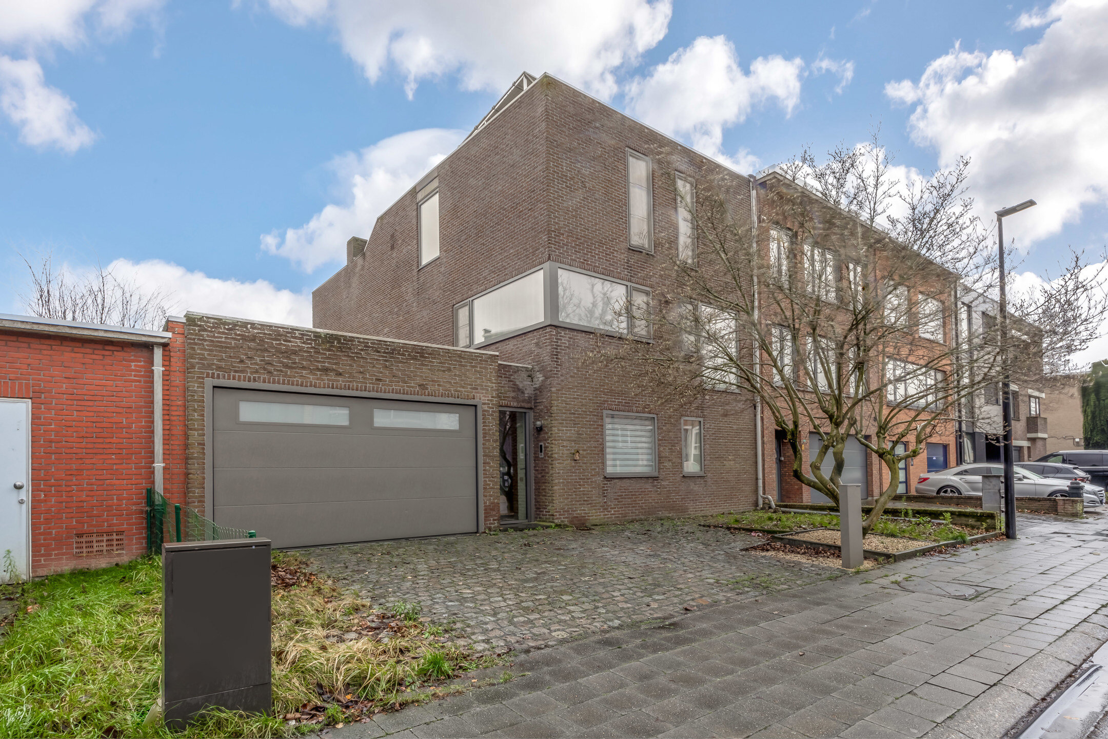 Gebouw voor gemengd gebruik te koop in Antwerpen Deurne