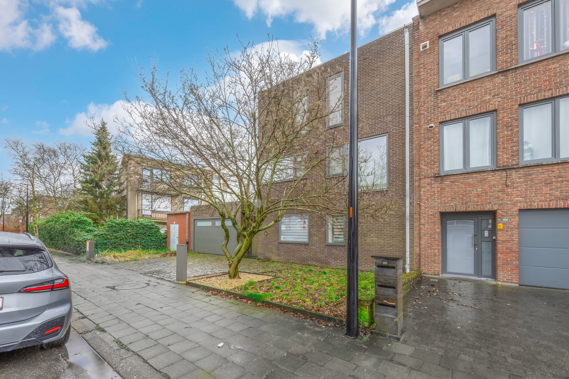 Gebouw voor gemengd gebruik te koop in Antwerpen Deurne