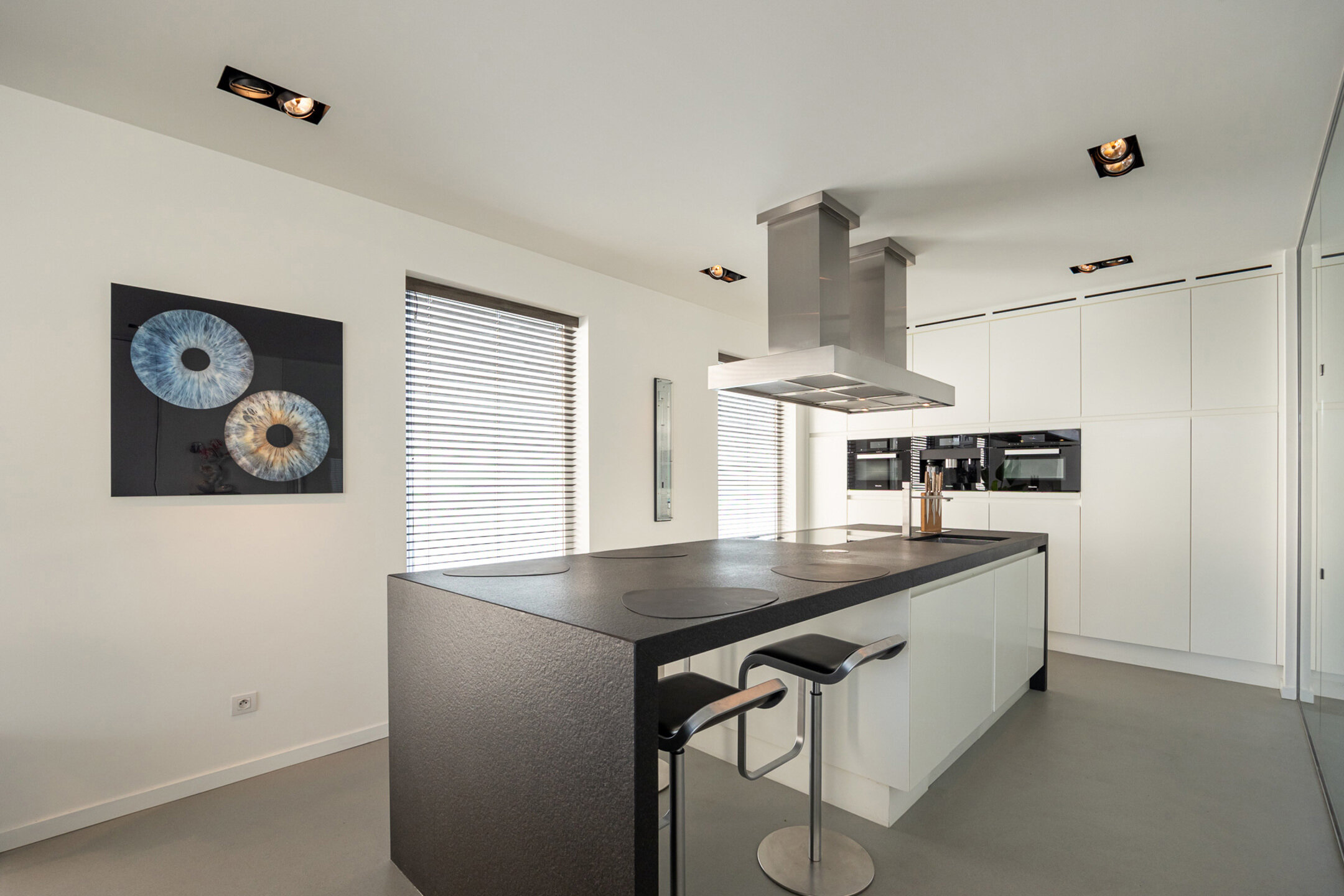 Gebouw voor gemengd gebruik te koop in Edegem