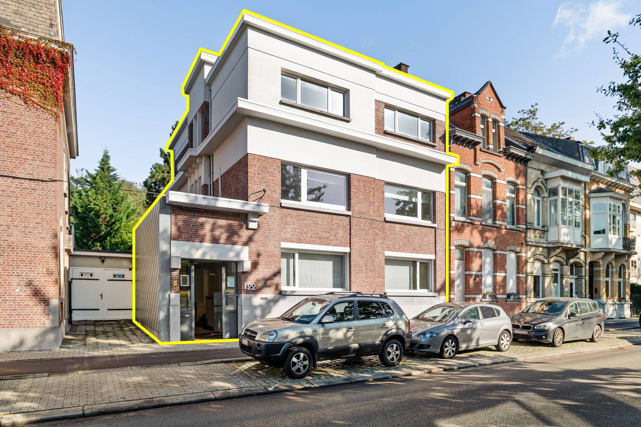 Gebouw voor gemengd gebruik te koop in Schoten
