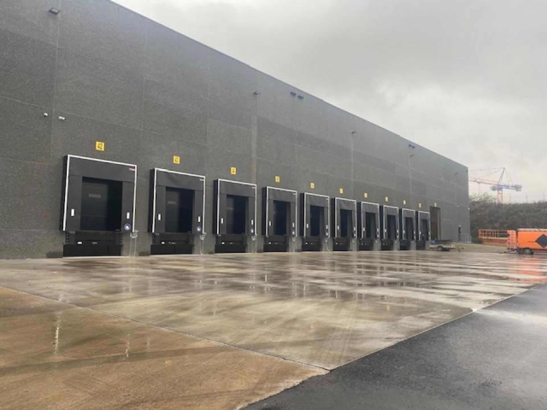 Industrieel gebouw te huur in Willebroek