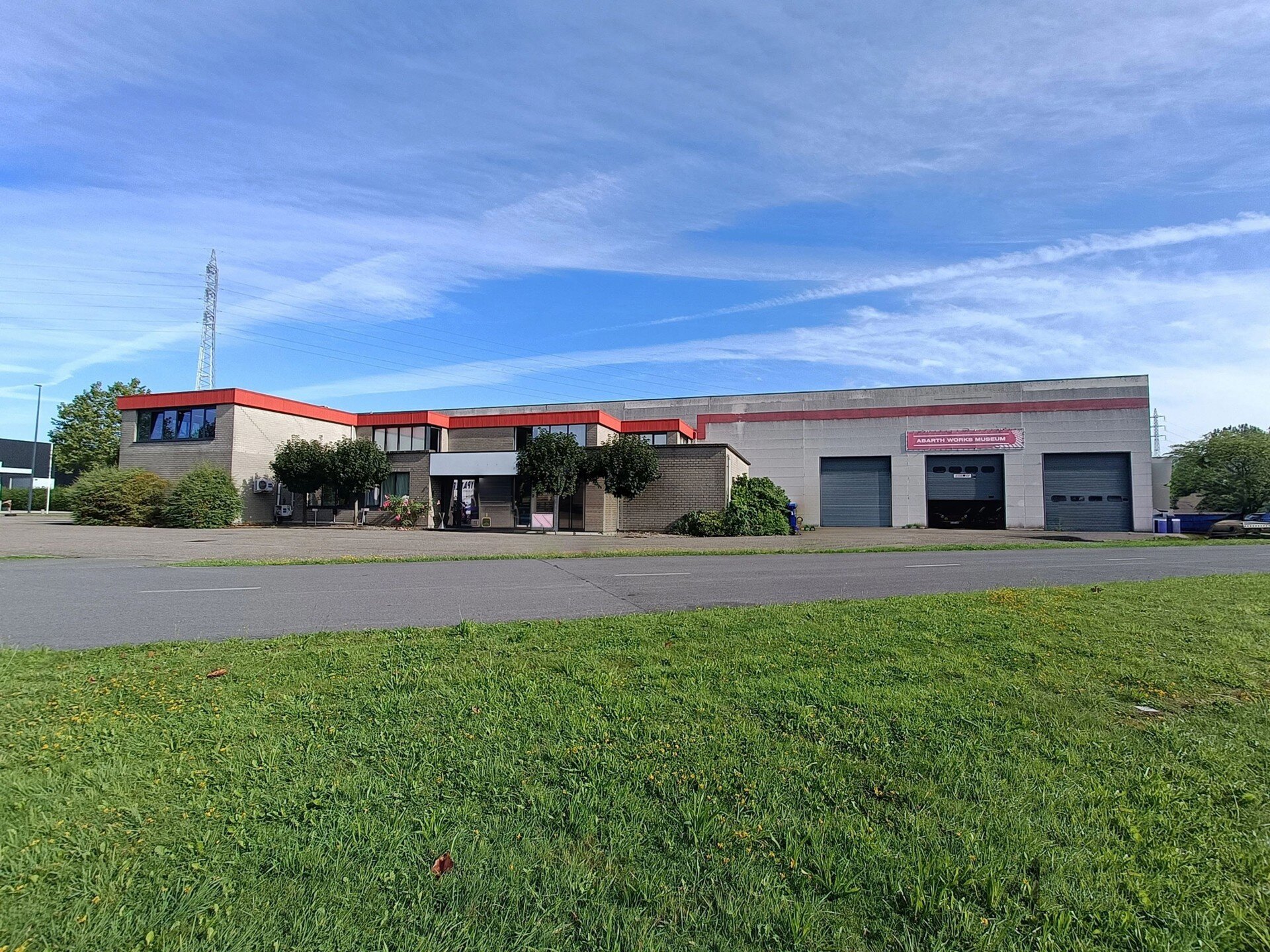 Industrieel gebouw te koop in Lier