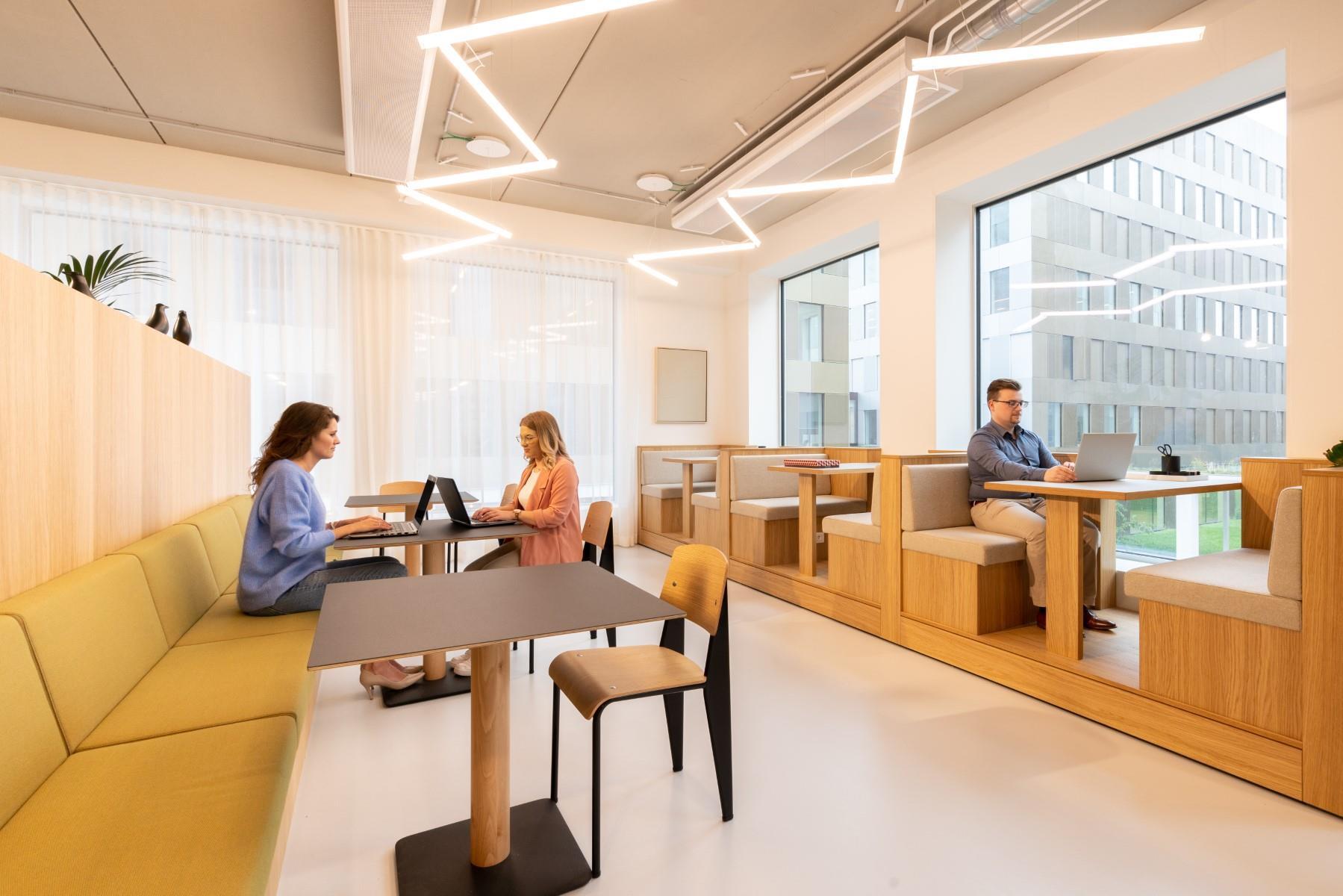 Kantoor te huur in Antwerpen Berchem