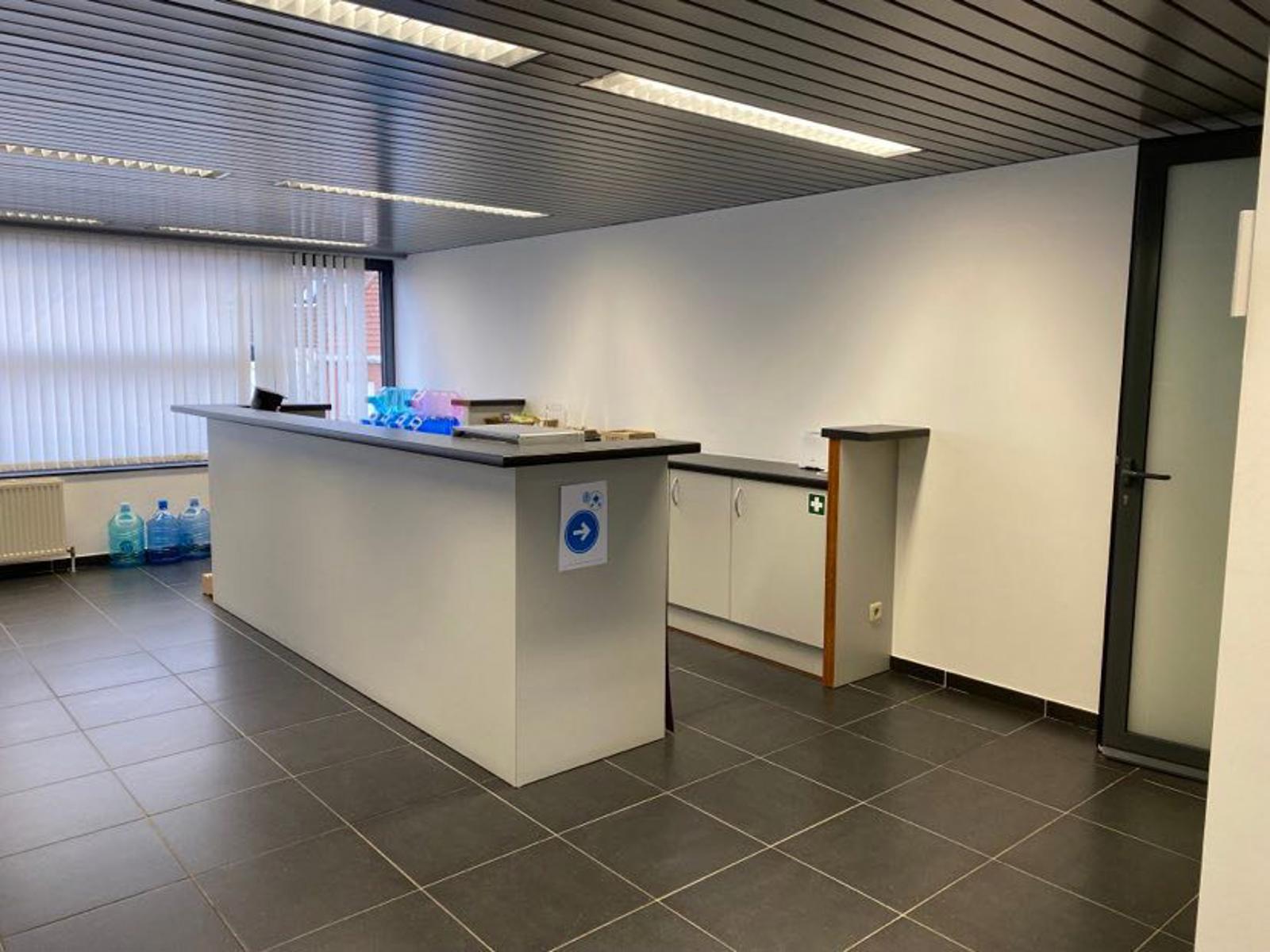 Kantoor te huur in Antwerpen Merksem