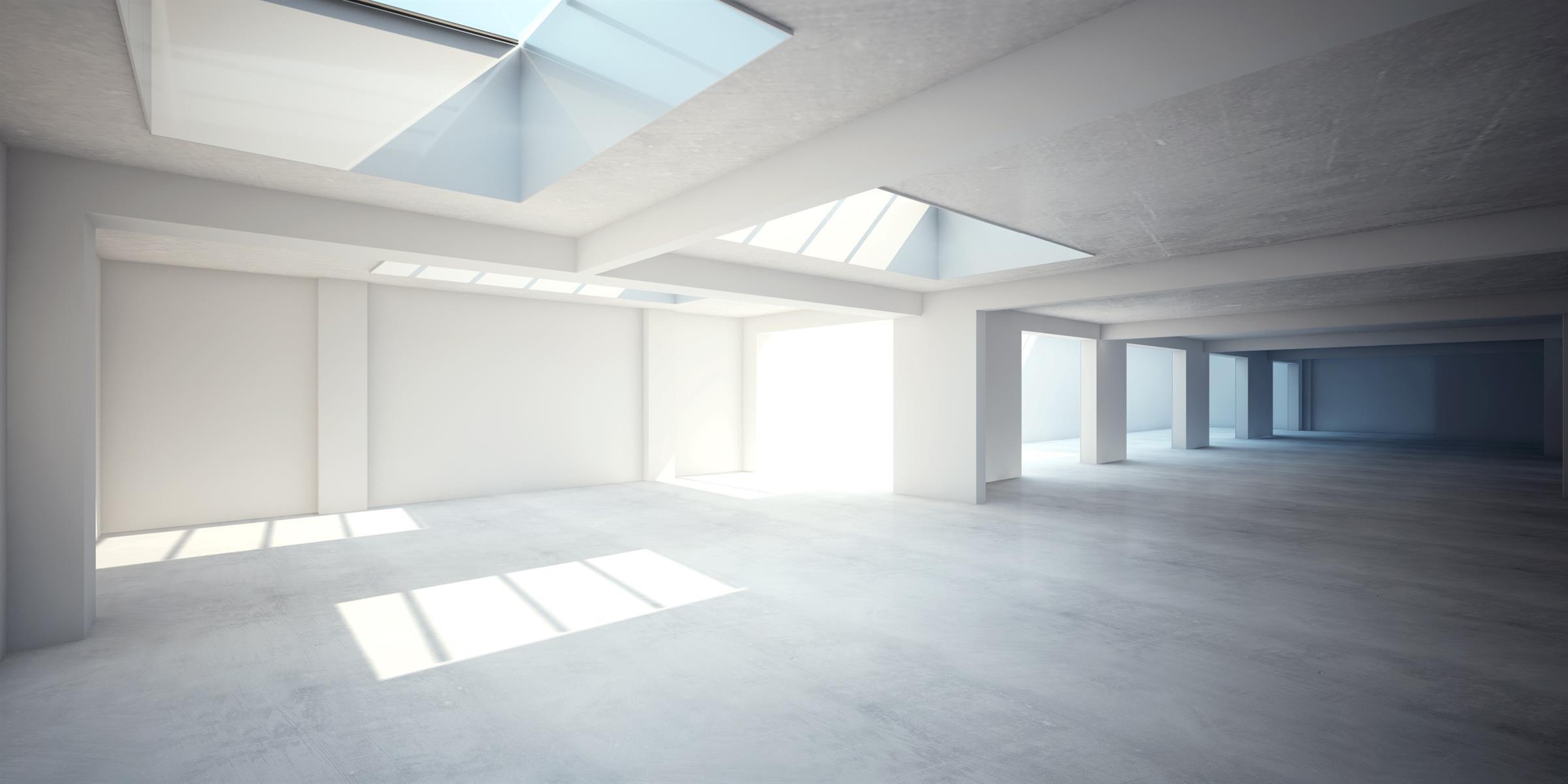 Gelijkvloers kantoor (ca. 601m²) met strategische ligging alsook 2 privatieve toegangen gelegen aan de Leien in het centrum van Antwerpen. 

Het geheel is afgewerkt met een gietvloer alsook verlichting en ventilatie. Achteraan het pand bevinden zich lich
