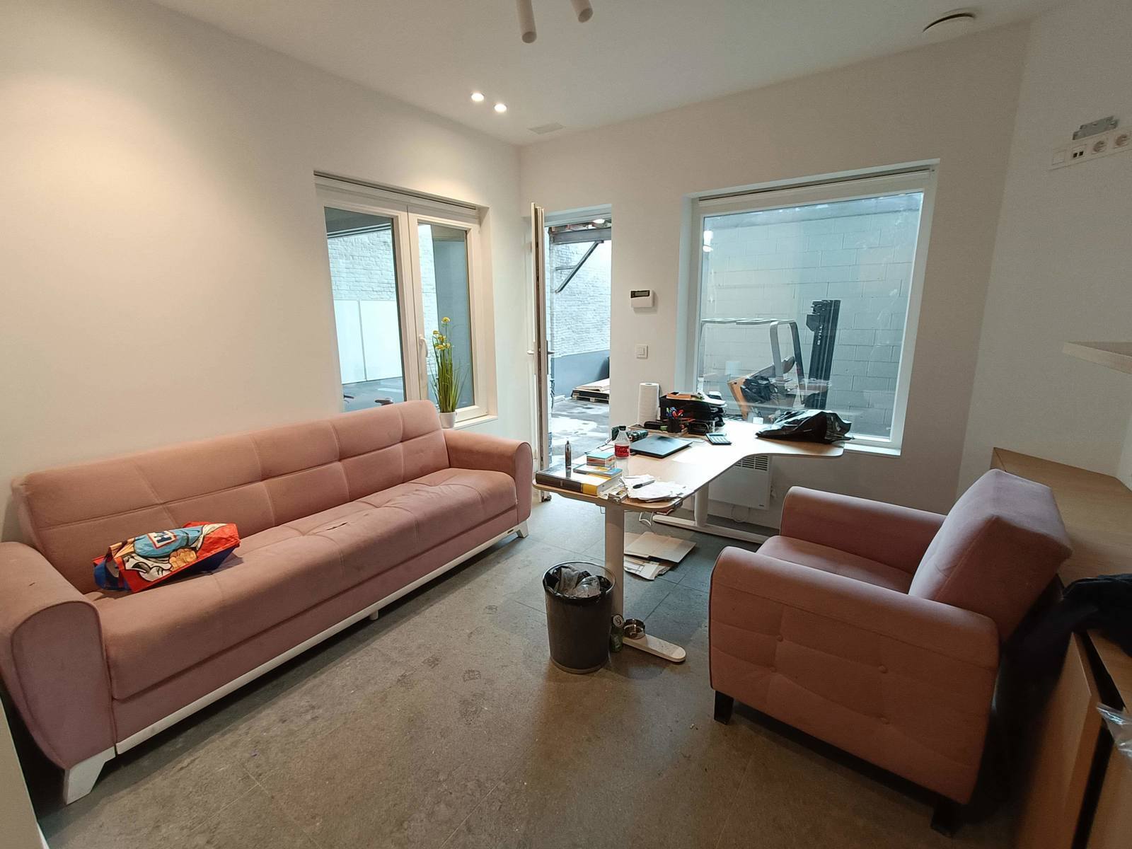 Opslagplaats te koop in Antwerpen Deurne