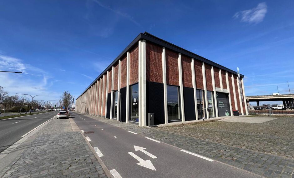 Bedrijfsgebouw te huur in Antwerpen