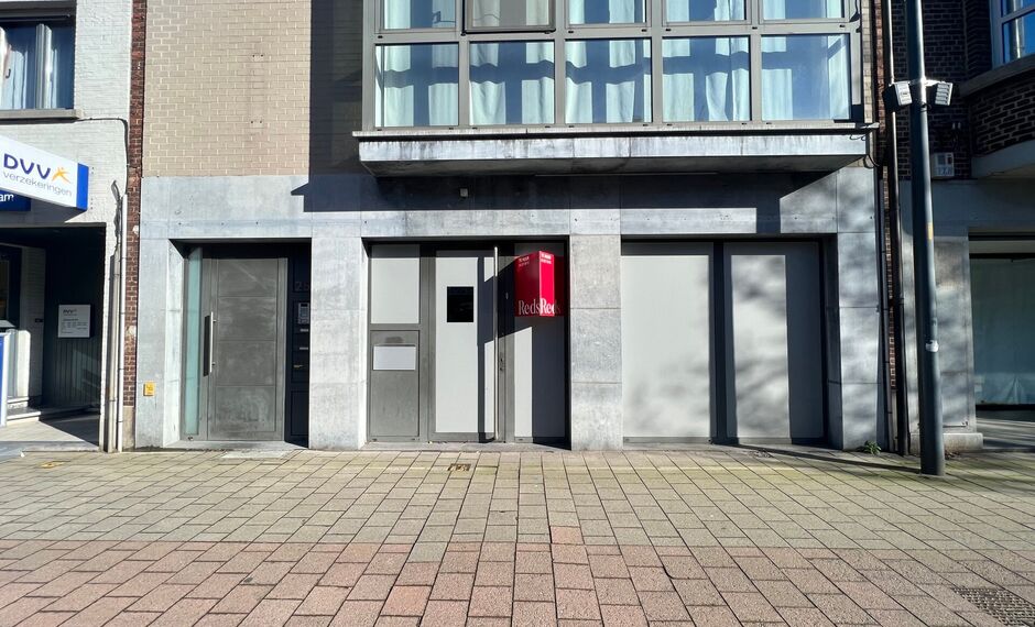 Commercieel gelijkvloers te huur in Malle
