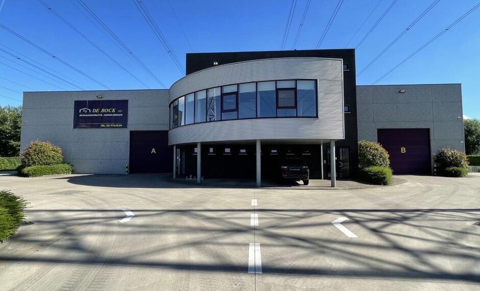 Het betreft de verhuur van een magazijn met kantoren in het bedrijvenpark Doornpark te Beveren, gelegen vlakbij de N70, dewelke voor een vlotte verbinding zorgt met de E34/E17. 

Deze unit heeft  een oppervlakte van ca. 1665 m&sup2;, bestaande uit ca. 1375 m