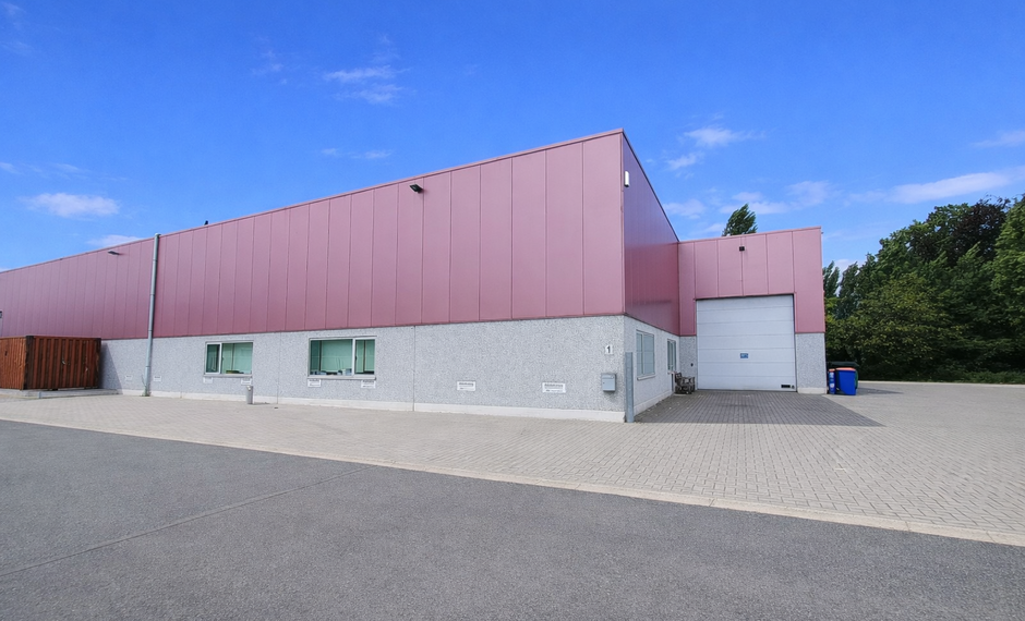 Industrieel gebouw te huur in Wommelgem